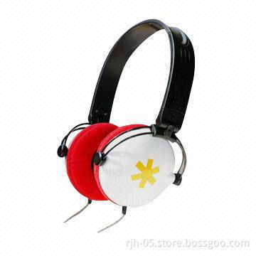 Mobile phone headsets for girls